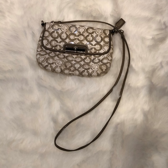 Coach Handbags - Coach Crossbody Purse, Cream & tan